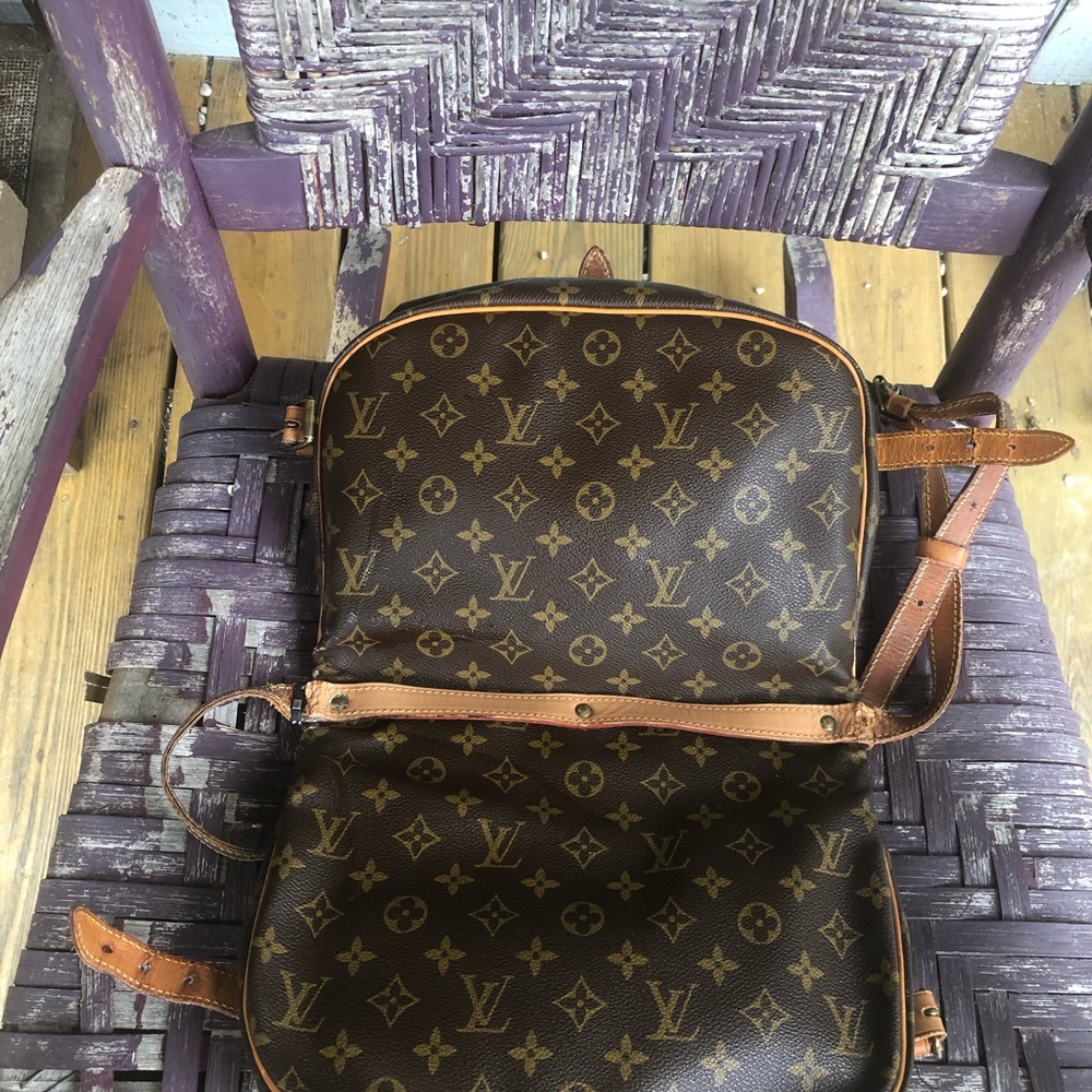 Louis Vuitton Samur 35 ‼️RARE‼️ - Picture 4 of 8